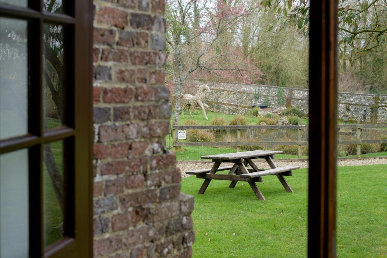 Luccombe Farm Holiday Cottages Milton Abbas Exterior foto